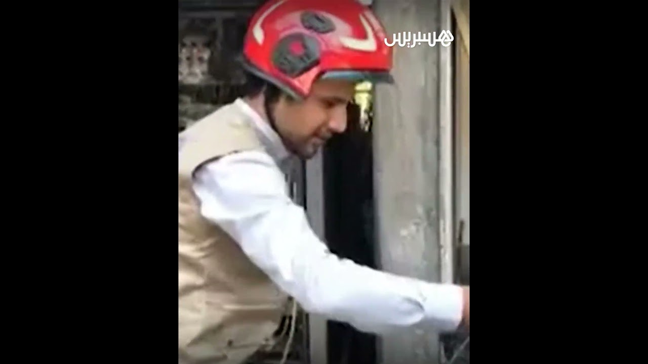 التلفزيون الإيراني الرسمي يظهر الدمار الذي لحق بمقره بعد الغارة الإسرائيلية thumbnail