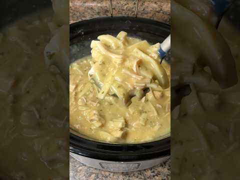 Crockpot Chicken and Noodles! #crockpot #chickenandnoodles #chicken #noodles #easyrecipe #yum