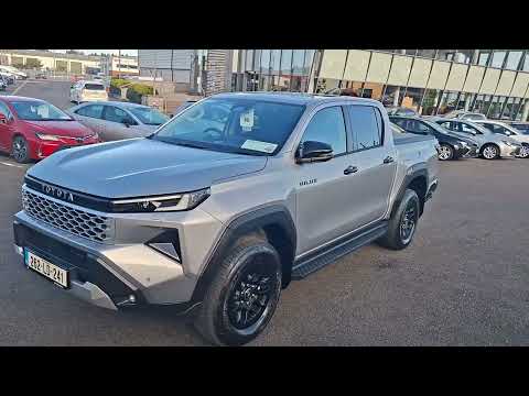 Toyota Hilux MHEV SR5 NEW MODEL DEMONSTRATOR + EXT - Image 2