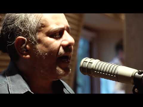 Parra Ultravioleta - Pocos Pasos [Versión Estudio]