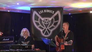 Calvaire - Plume Latraverse - Les Hiboux