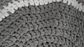 handmade crochet round rug -NOT TUTORIAL
