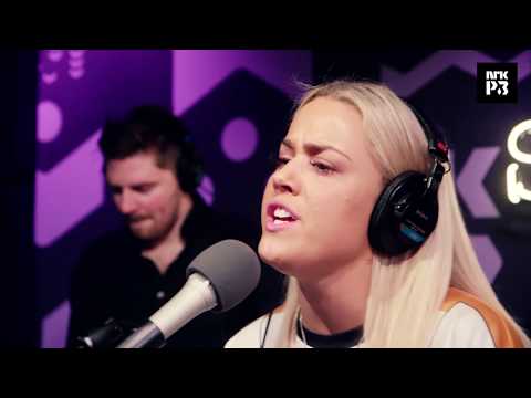 Julie Bergan - New Rules (Dua Lipa cover) - Christine Live P3
