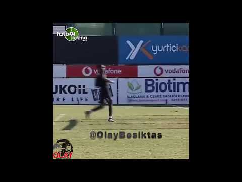 Nicolas Isimat-Mirin'in antrenmanda attığı şık gol...