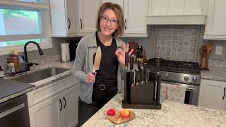 Fabulous Housewarming Gift - Kitchen Knife Set with Magnetic Block
