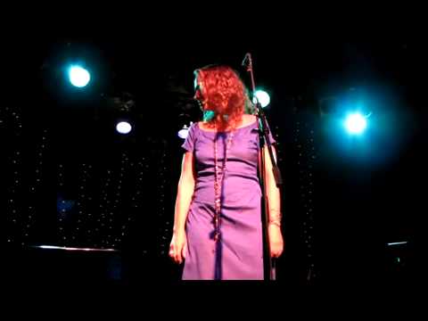 Joan_Osborne_-_One_of_Us_-_Live_at_The_Roxy.mp4