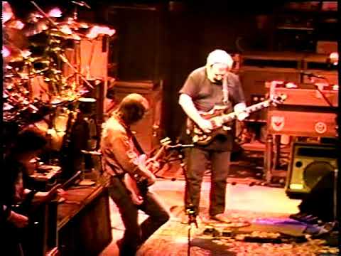 Grateful Dead, absolutely rippin' "Sugar Magnolia~Scarlet~Fire" 3/27/88 Hampton, VA