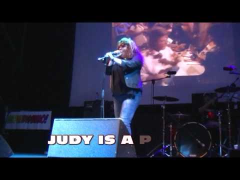 ROMANES feat. Drum Girl INTELLCTUALS - judy is a punk - Roma Vintage - 09-08-2012 HD