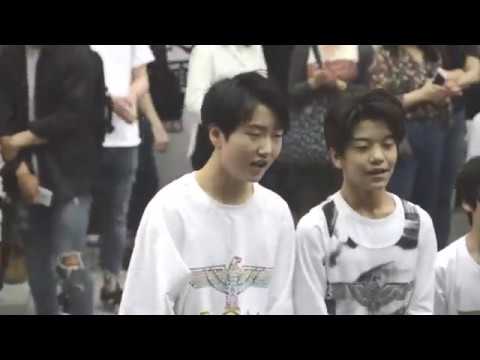 【GoodJEON】BOY STORY - HONGDAE BUSKING 随便拍拍