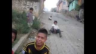 preview picture of video 'Snow Sledding... In Guatemala. And The Pet Fishies.'