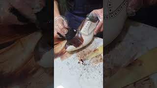 Leather Dyeing Process Turns White Shoes BROWN 👞