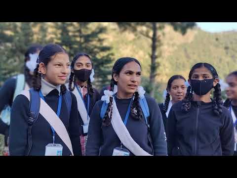 नन्हीं छात्राओं की बड़ी समस्या