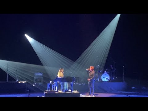 Typh Barrow & Jasper Steverlinck