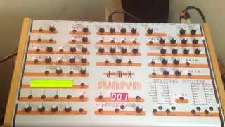 Jomox Sunsyn - RCO (Ramp Controlled Oscillator) Demo