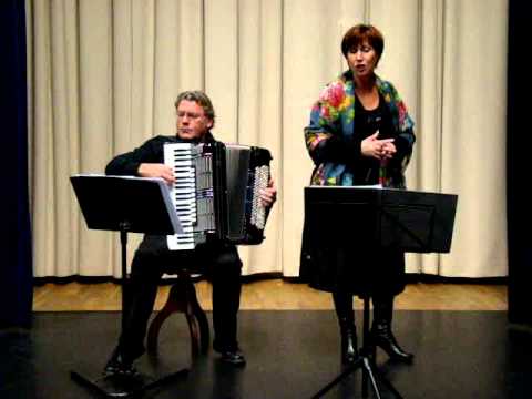 Marijke de Witte - Podmoskovnye vechera. A. van Wanrooy - Accordeon.MPG