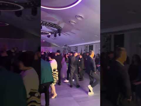 Ce zici de astfel de atmosfera la nunta ta?