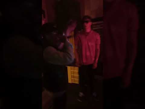 M.V.A 32 y TINO-SO HIGH SO FRESH(en vivo san Pugliese)