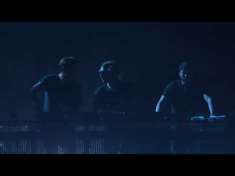 Raise Your Head vs Technologic (Swedish House Mafia @ iTunes Festival UK 2011)