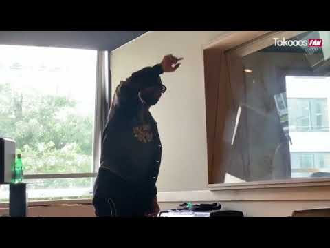 FALLY IPUPA ENTRAIN D'INITIE MATT POKORA DE CHANTER EN LINGALA (JUSTE UNE FOIS)