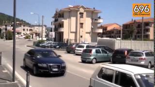 strnagola-e-uccide-sua-madre-e-sua-sorella