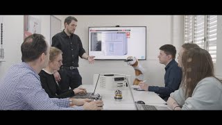 Play video background image - video 2