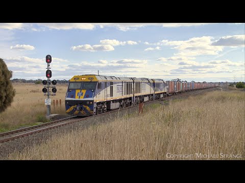 SCT / SBR 7922V Dooen Container Train With EL57, EL62 & EL51 (9/5/2022) - PoathTV Railways