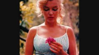 Fyfe Dangerfield - She&#39;s Always A Woman To Me Lyrics