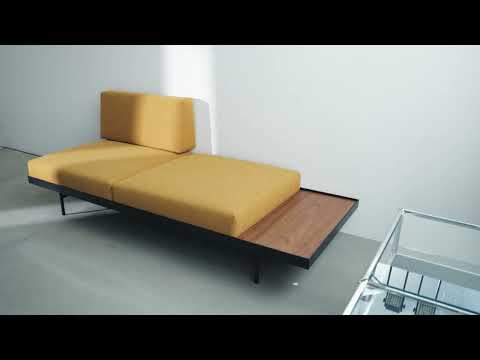 Puri Daybed Walnut