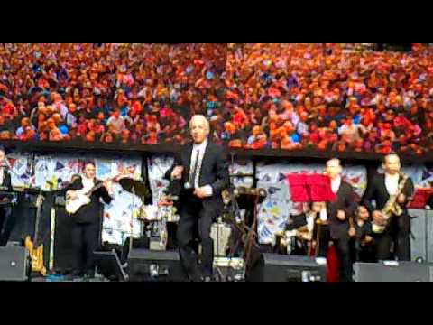 BICENTENARIO TROPICAL  A sol caliente