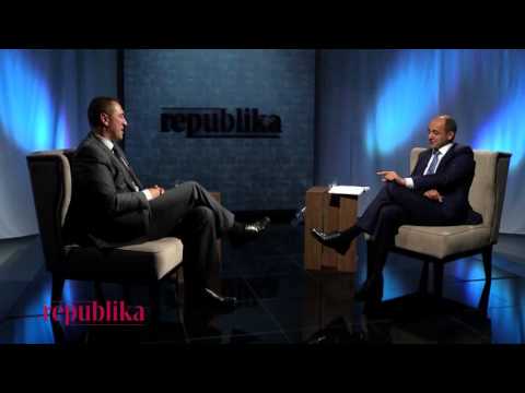 Emisioni Republika -  Lista Srbska u themelua nga Hashim Thaçi dhe Aleksandar Vučić