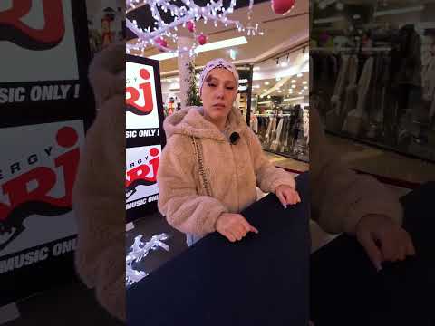 Black Friday si Creier la Reducere 😂#christmas #blackfriday #funny #comedy #comedie #amuzant