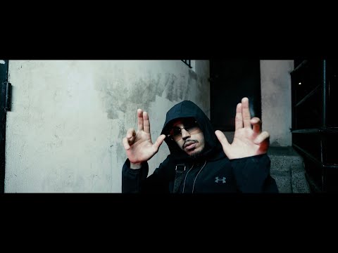 Msolo - MASSARI (Official Music Video) PROD BY @Vkboiii