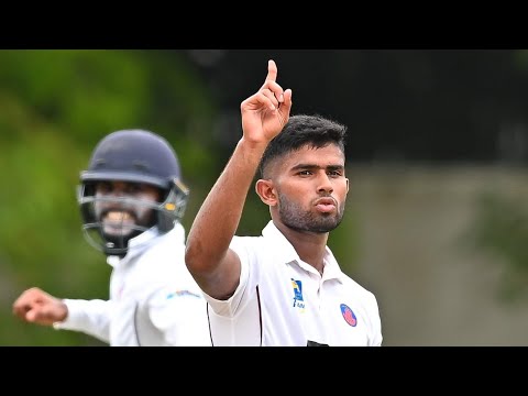 Amshi de Silva - First Class Cricket - Bowling #amshi