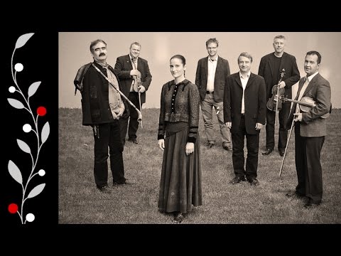 Fonó zenekar - Udvaromon aranyvályú, aranykút