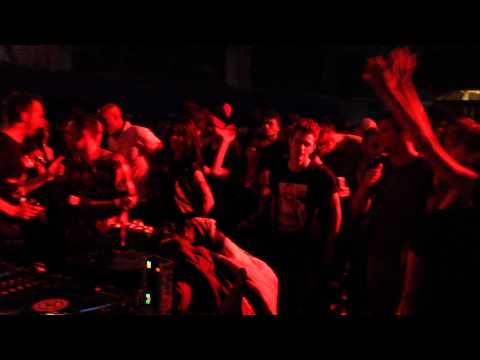 Andrea Giudice rocking his track - London - 2014