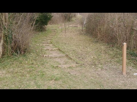 Walking about in New Addington Live! 14/03/2022 - Mobile Stream (285)