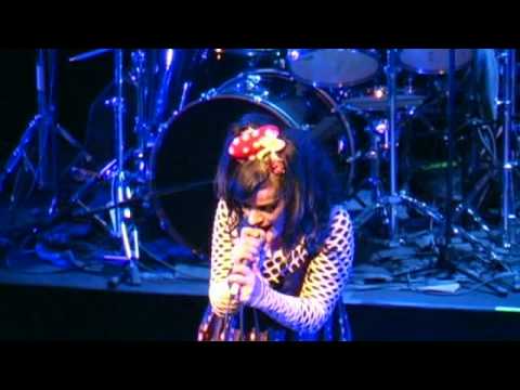 NiNA HAGEN *Like an angel*