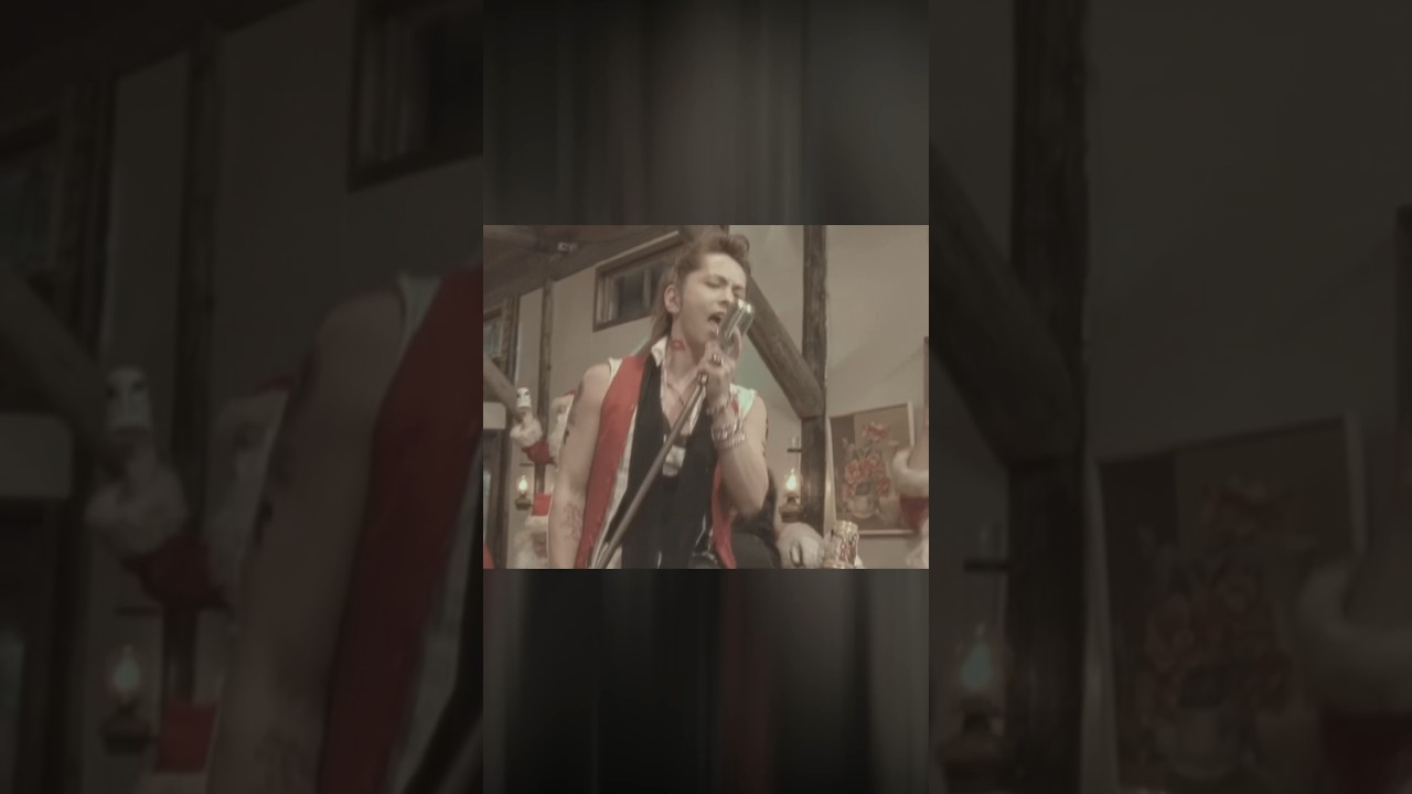 「Hurry Xmas」サンタクロースだらけなMVをお届け！ #メリークリスマス #ラルク #shorts