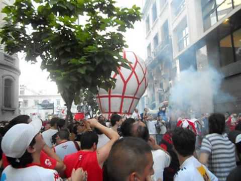 "La banda de la Quema ya llegó || En la legislatura 13-12-12" Barra: La Banda de la Quema • Club: Huracán