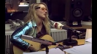 Jewel &quot;Everything Breaks&quot; Radio Station Performance