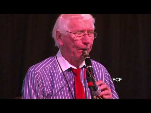 RIVERBOAT SHUFFLE played by Dixie Express Jazz Band at the 2010 Port Angeles Jazz Festival