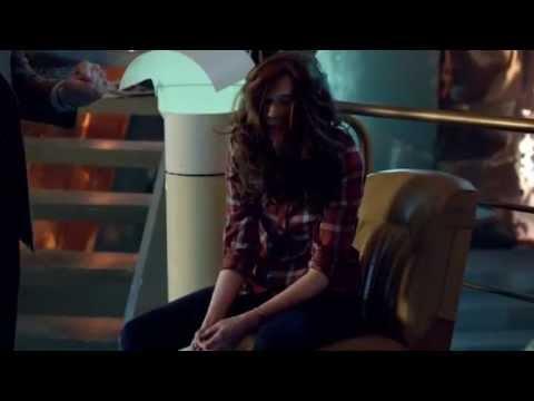 Doctor Who - Assume the position! Textbook landing. Behold!