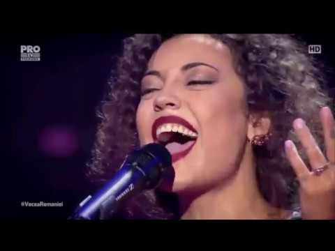 Vocea Romaniei 2016: Knockout 1 - Barbara Isasi (Solamente Tu)