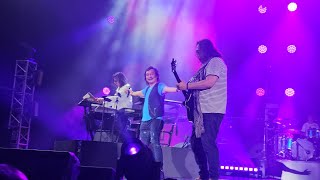Download lagu Belahan Jiwa - Kla Project - Konser Harmoni Cahaya 35 tahun - Tennis Indoor GBK #klaproject mp3 Download lagu Belahan Jiwa - Kla Project - Konser Harmoni Cahaya 35 tahun - Tennis Indoor GBK #klaproject mp3