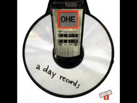 a day records feat. สายป่านโรงบ่มดนตรี/nui peach band - ภาพหลอน