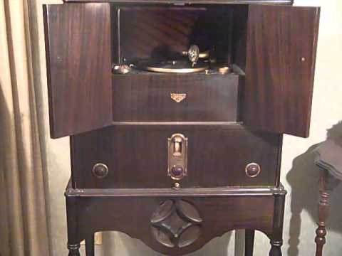 FRED HALL ARTHUR FIELDS JOHNNY MARVIN - I'M SITTING ON TOP OF THE WORLD - ROARING 20'S VICTROLA