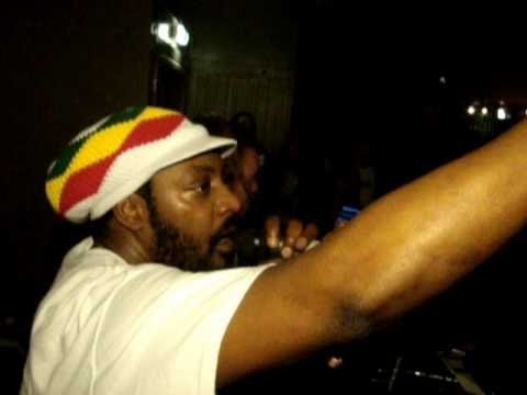 Mungo's Hi Fi - Kenny Knots 20/02/2010