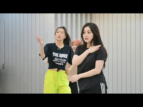 Second verse: faded K-pop star competes for comeback | AFP