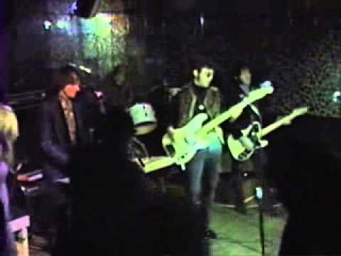 Cheepskates 10/31/83 at The Dive, NYC: Montage of first set