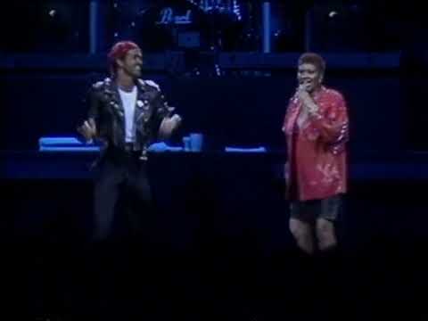 George Michael & Aretha Franklin - 1988-08-29 - "Knew You Were Waiting" (Partial)+Interview -Detroit